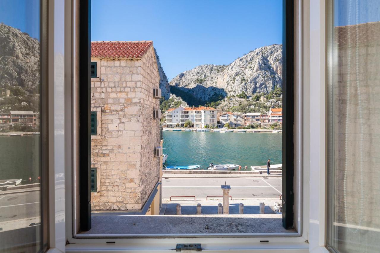 Central Alley Omiš Exterior foto